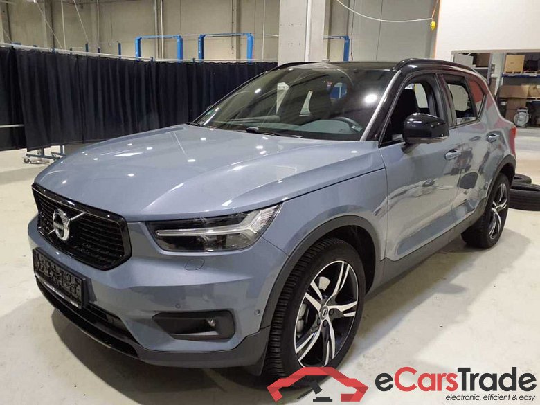 Volvo XC40 (2017->) DE - SUV5 B4 2WD EU6d, R-Design (EURO 6d), 2020 - 2022