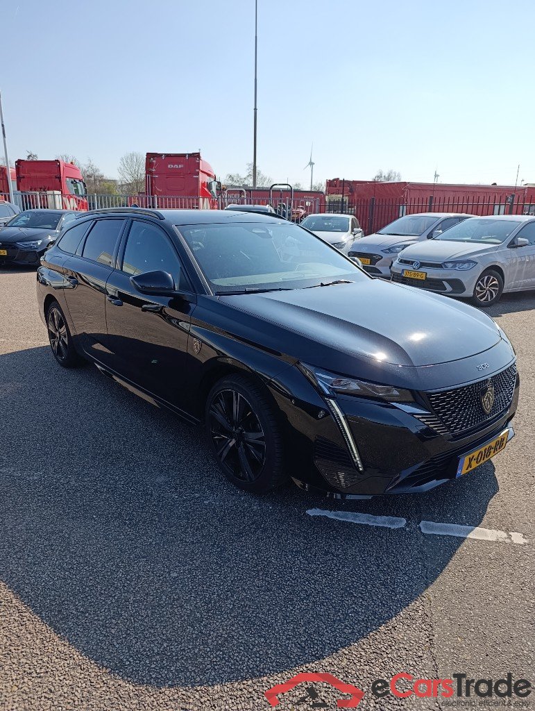 PEUGEOT 308 SW 1.2 PureTech GT #2