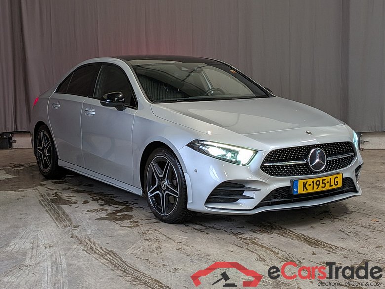 MERCEDES-BENZ A-KLASSE 200 Bns Sol. AMG