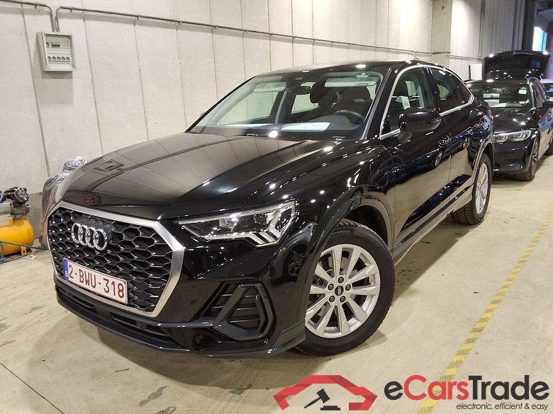 AUDI Q3 Sportback 1.4 45 TFSI E S TRONIC #1