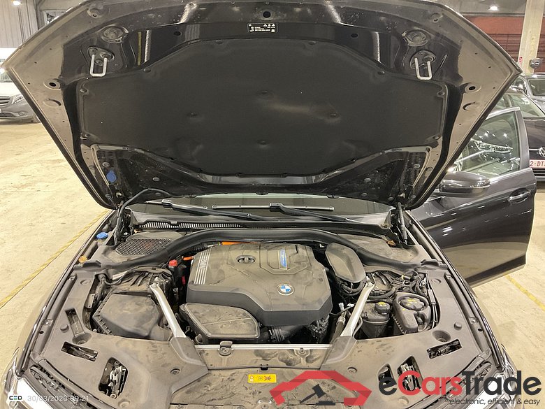 BMW 5 SERIES BERLINE 2.0 520E AUTO #2