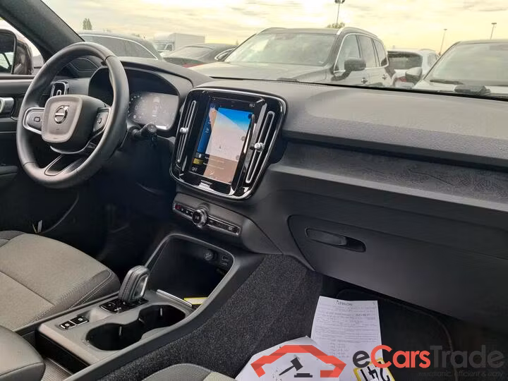 Volvo XC40 1.5 T4 Plug-In Hybrid Aut. Pano LED-Xenon Virtual ACC Navi KeylessGo Camera Klima PDC ... #5