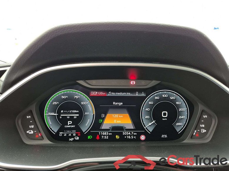 AUDI Q3 45 TFSI E S-TRONIC #6