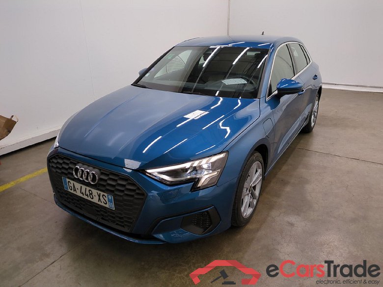 AUDI A3 Sportback / 2020 / 5P / Berline 40 TFSI e 204 S Tronic Business Line