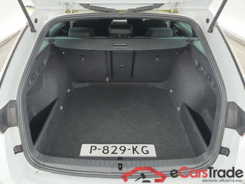 SKODA Octavia Combi 1.0 TSI e-TEC MHEV DSG Sport Business 5D 81kW #5