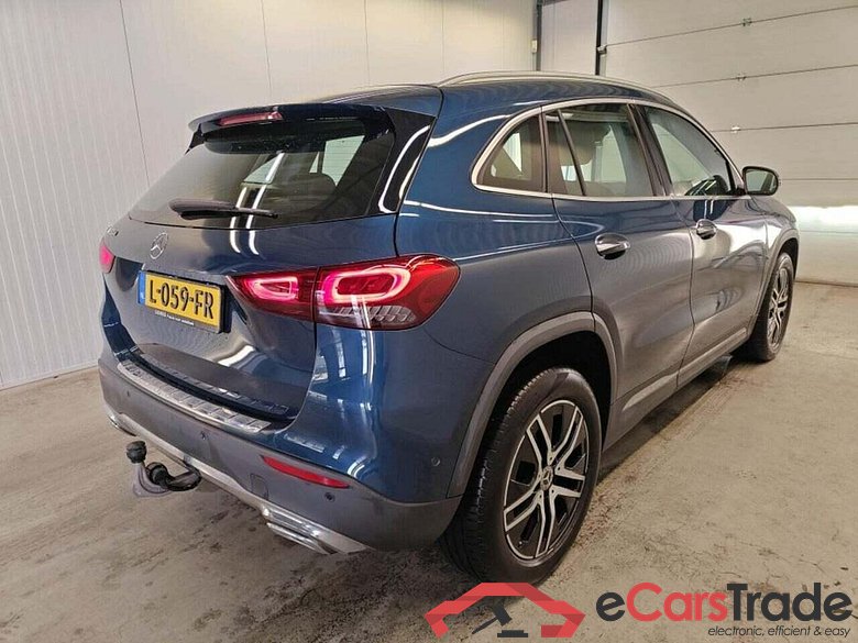 MERCEDES-BENZ GLA-klasse 180 d Bns Sol. Lux. #2