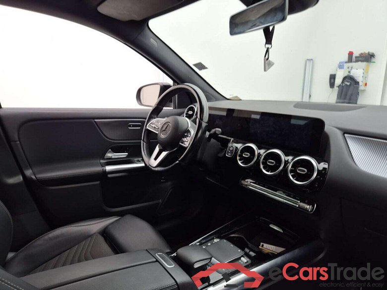 MERCEDES-BENZ GLA-klasse 180 d Luxury Line #3