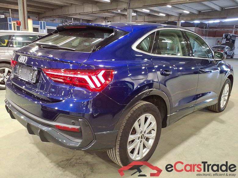 AUDI Q3 Sportback 1.4 45 TFSI E S TRONIC #4