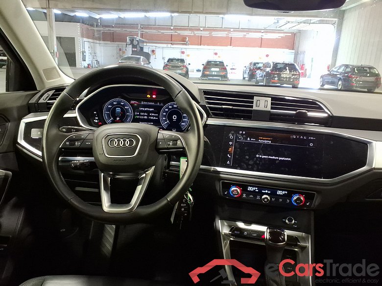 AUDI Q3 Sportback 1.4 45 TFSI E S TRONIC #6