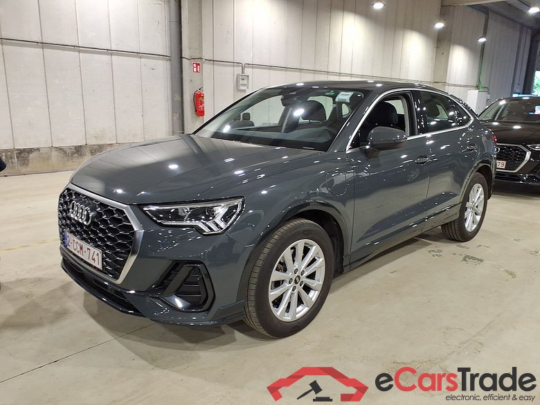AUDI Q3 Sportback 1.4 45 TFSI E S TRONIC #1