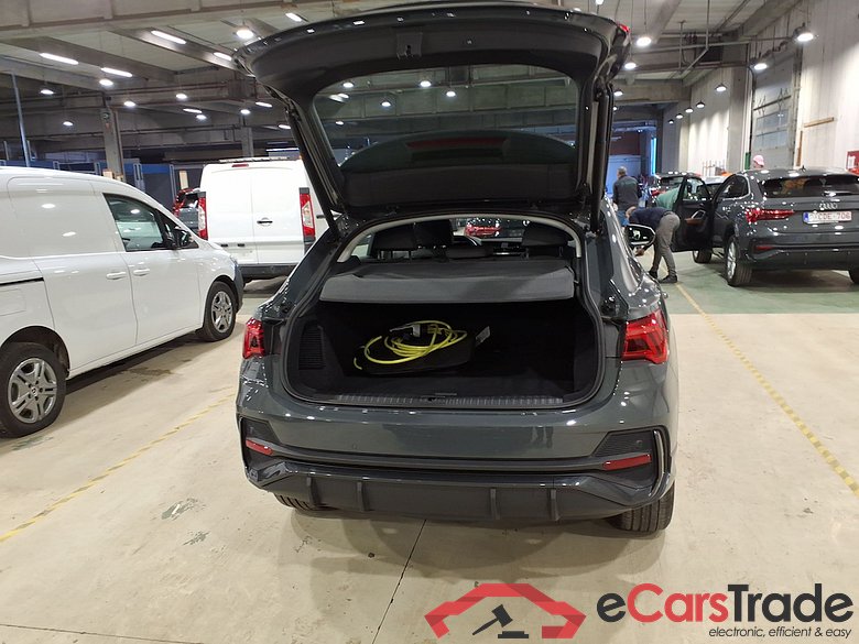 AUDI Q3 Sportback 1.4 45 TFSI E S TRONIC #3