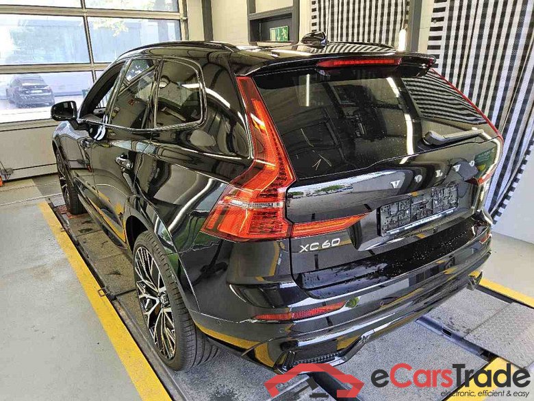 Volvo XC60 (03.2017->) DE - SUV5 B5 (Benzin) 2WD EU6d, R-Design Mild-Hybrid, (Facelift) 2021 - 2022 #4