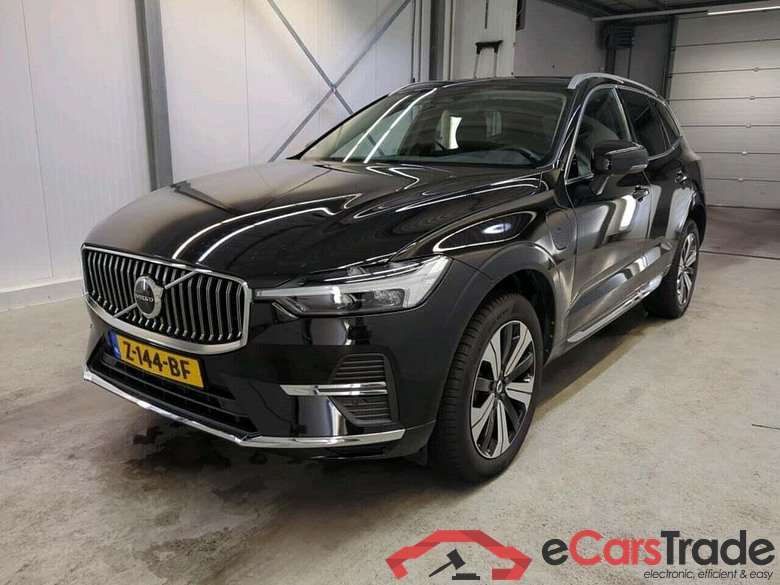 VOLVO XC60 2.0 T6 AWD + Bright #1