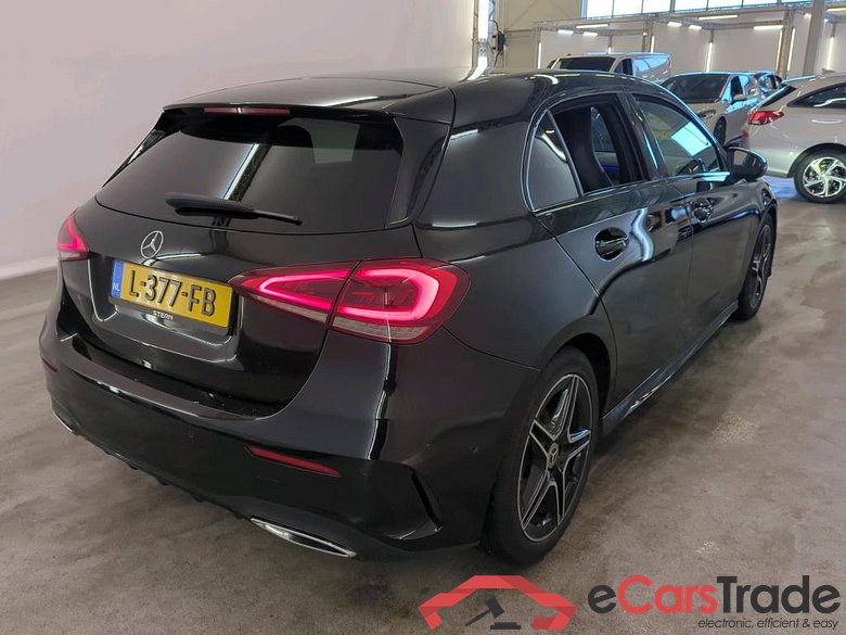 Mercedes-Benz A-Klasse A 180 Business Solution AMG Upgrade DCT 5d #2