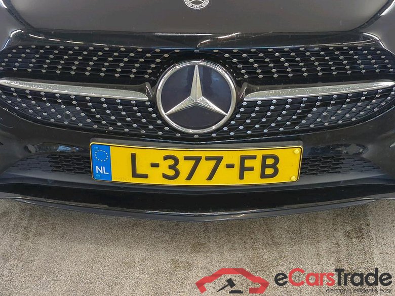 Mercedes-Benz A-Klasse A 180 Business Solution AMG Upgrade DCT 5d #5