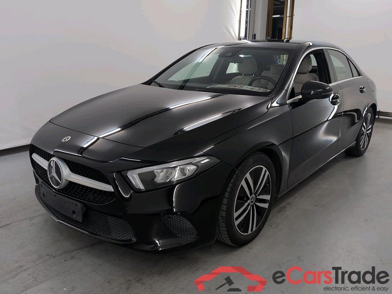 MERCEDES-BENZ A-CLASS LIMOUSINE 1.3 A 180 #1