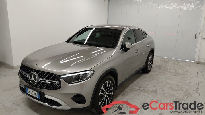 Mercedes GLC 220d Coupe Avantgarde 4Matic Aut. LED Widescreen Navi Leather KeylessGo Camera Klima PDC ...