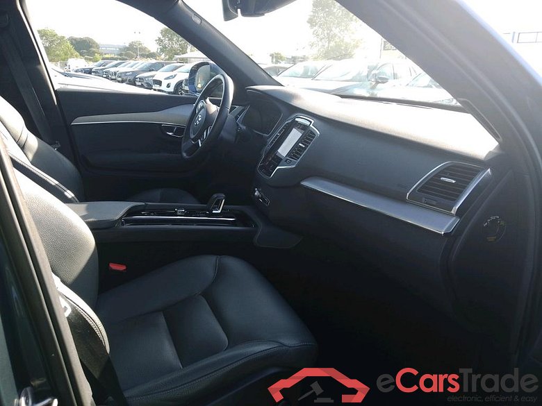 VOLVO XC90 / 2019 / 5P / todoterreno 2.0 T8 AWD Recharge Inscription Exp Auto #6