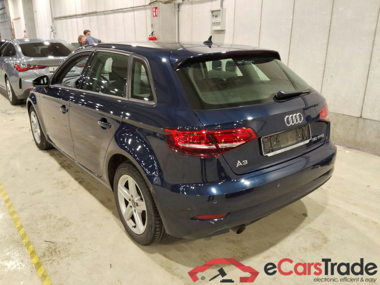 Audi A3 1.0 30 TFSI LED Navi Klima PDC ... #4