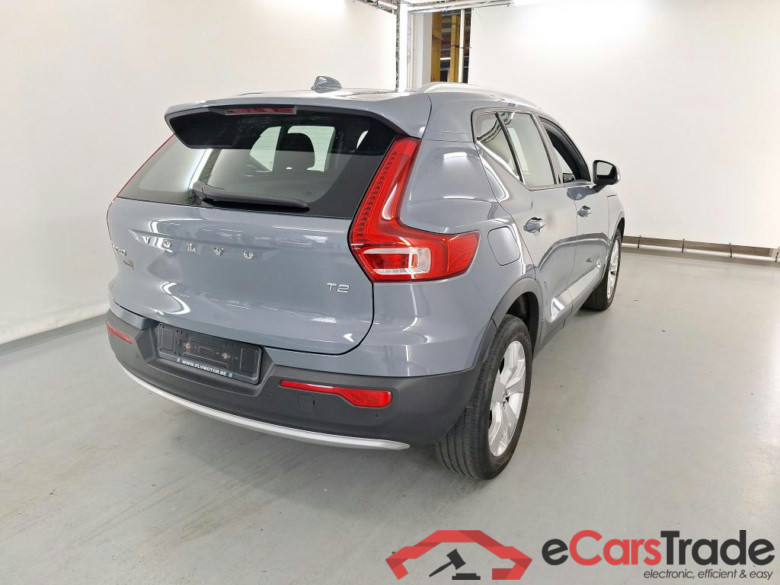 VOLVO XC40 1.5 T2 MOMENTUM PRO #4