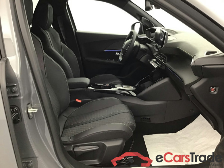 Peugeot 2008 GT 1.2 Gasoline 137hp #6