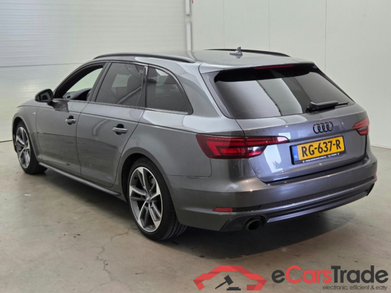 AUDI A4 AVANT 2.0 TFSI MHEV Sport S line black edition #3