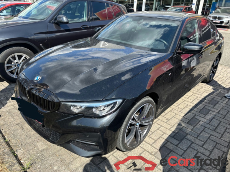BMW 330e Plug-In Hybrid M-Sport Aut. LED LC-Pro Navi Hi-Fi 1/2 Sport-Leather-Alcantara KeylessGo Klima PDC ...
