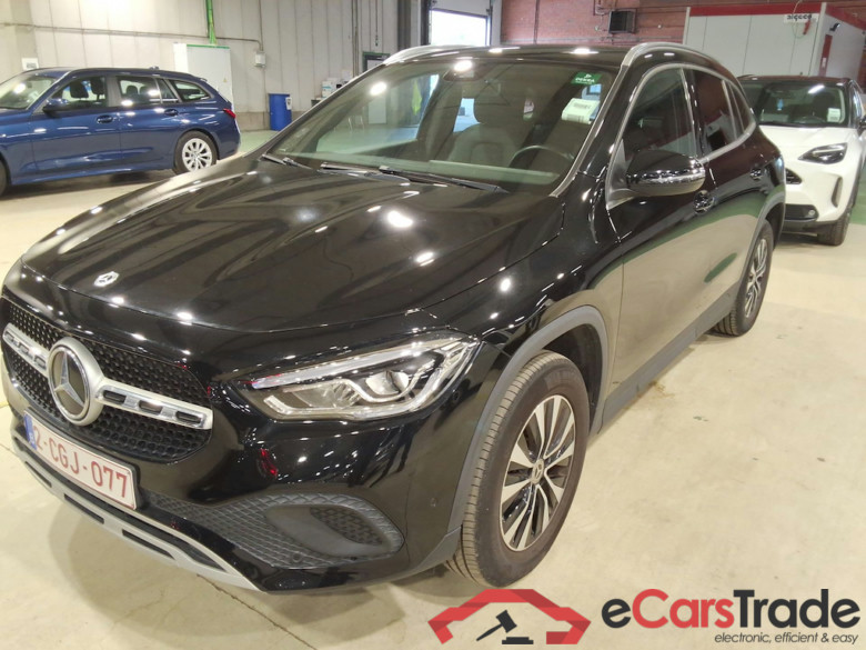MERCEDES-BENZ GLA 1.3 GLA 250 E DCT BUSINESS SOLUTION #1