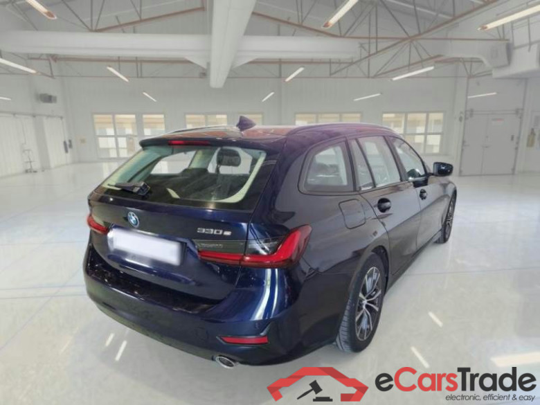 BMW SERIE 3 / 2018 / 5P / STATION WAGON 330E XDRIVE BUSINESS ADVAN. TOURING AUTO #2