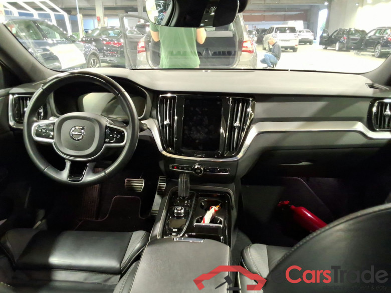 VOLVO V60 - 2018 2.0 T6 AWD PHEV R-Design #6