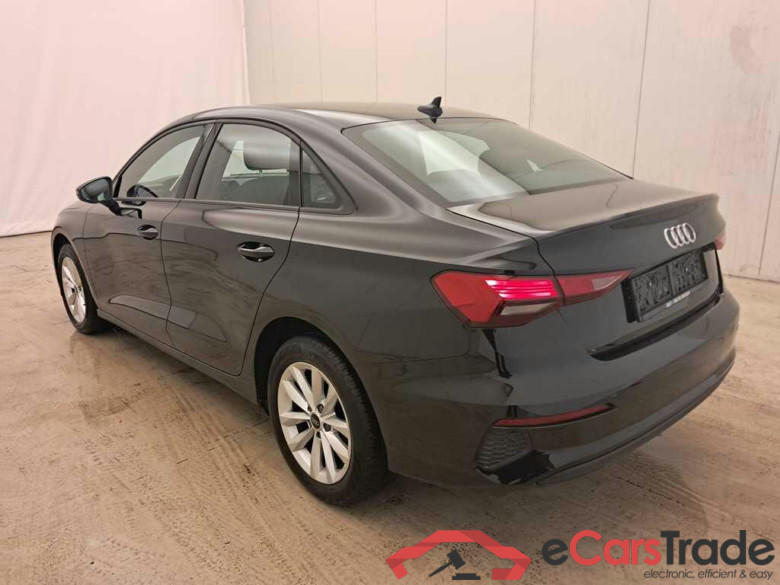 Audi A3 Limo 2.0 30 TDi Aut. LED Virtual Navi KeylessGo Klima PDC ... #4