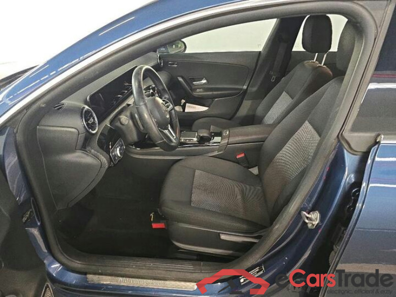 Mercedes CLA 180d SB Aut. Widescreen Navi KeylessGo Camera Klima PDC ... #5